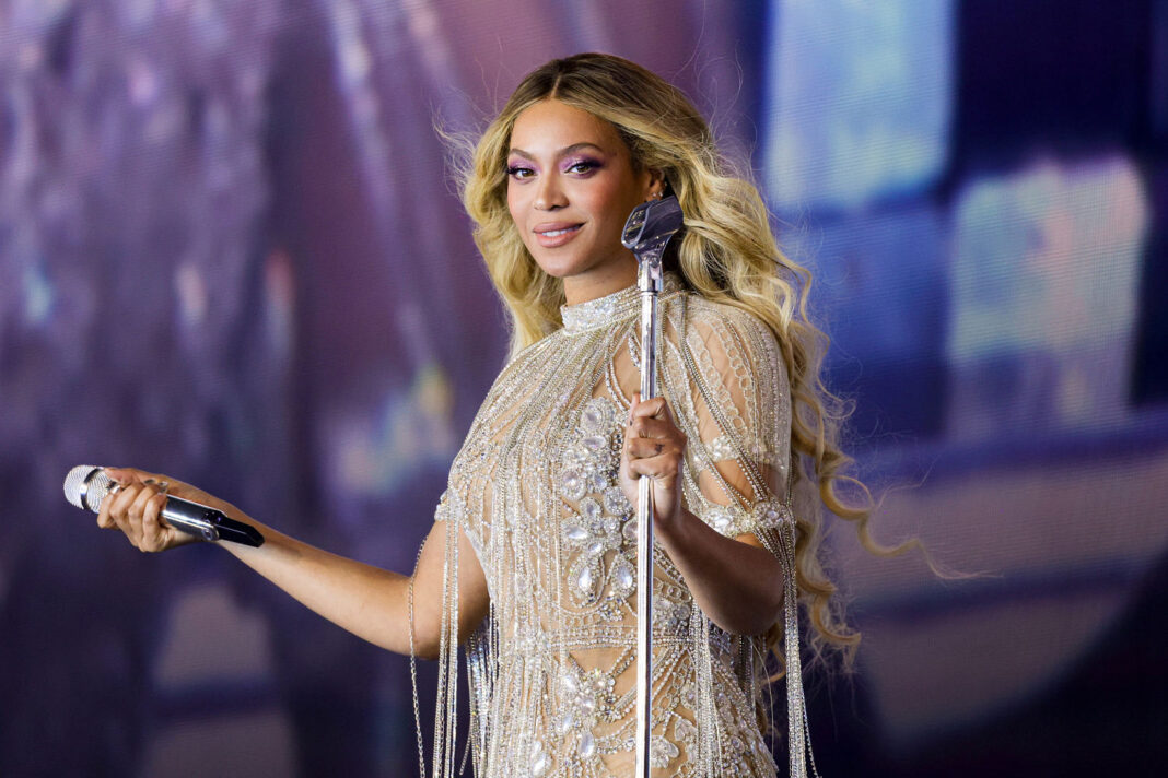 Fans criticize Beyoncé for shirt calling Native Americans 'the enemies of peace'