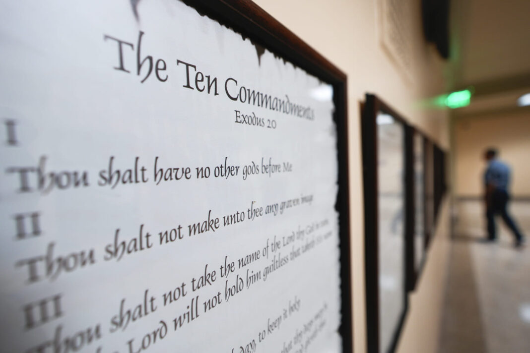 Louisiana's Ten Commandments law in public schools blocked by federal appeals court