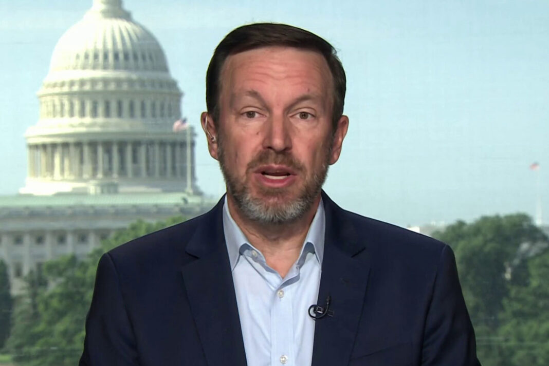 Sen. Chris Murphy says it's 'clear' Trump's strikes on Iran are 'illegal'