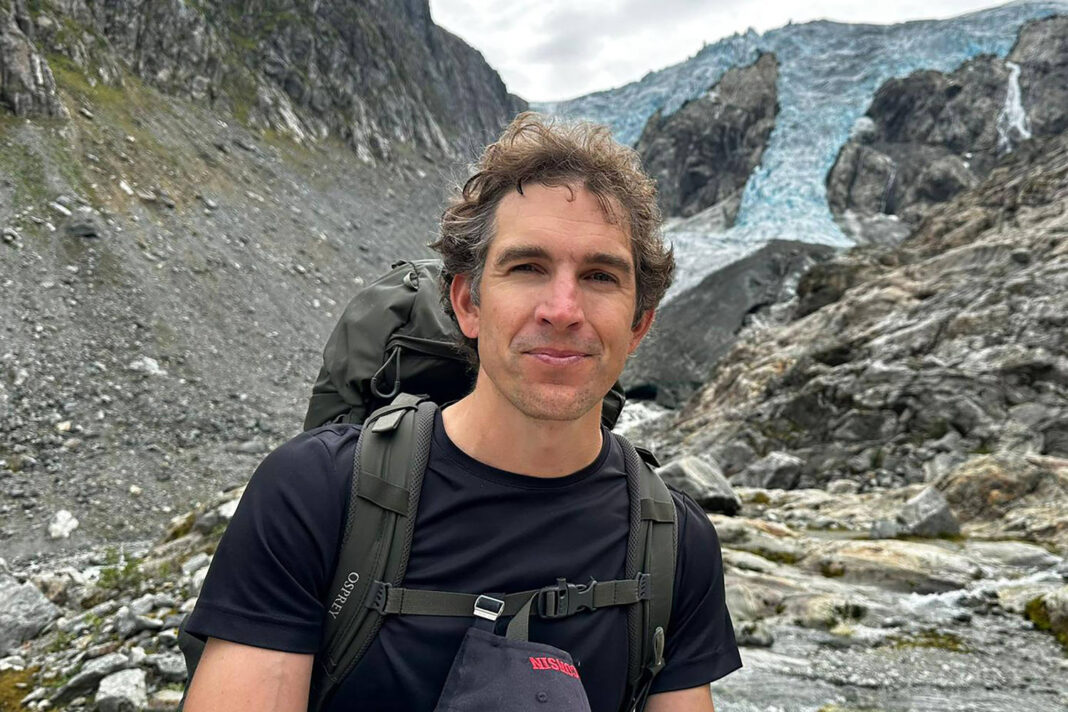 American hiker who went missing on Norwegian glacier rescued